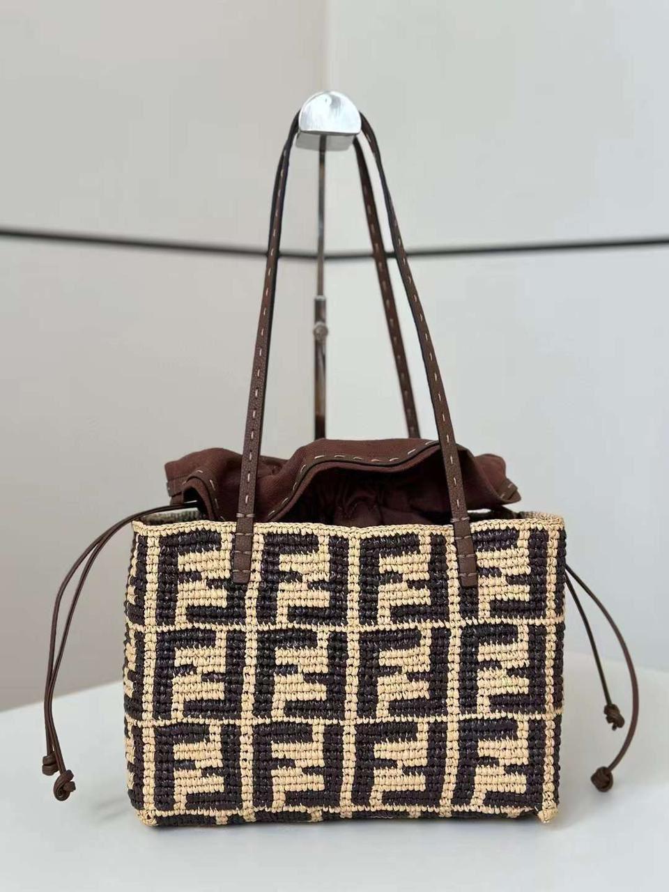 Ladies Fendi bags Lilly Onlines