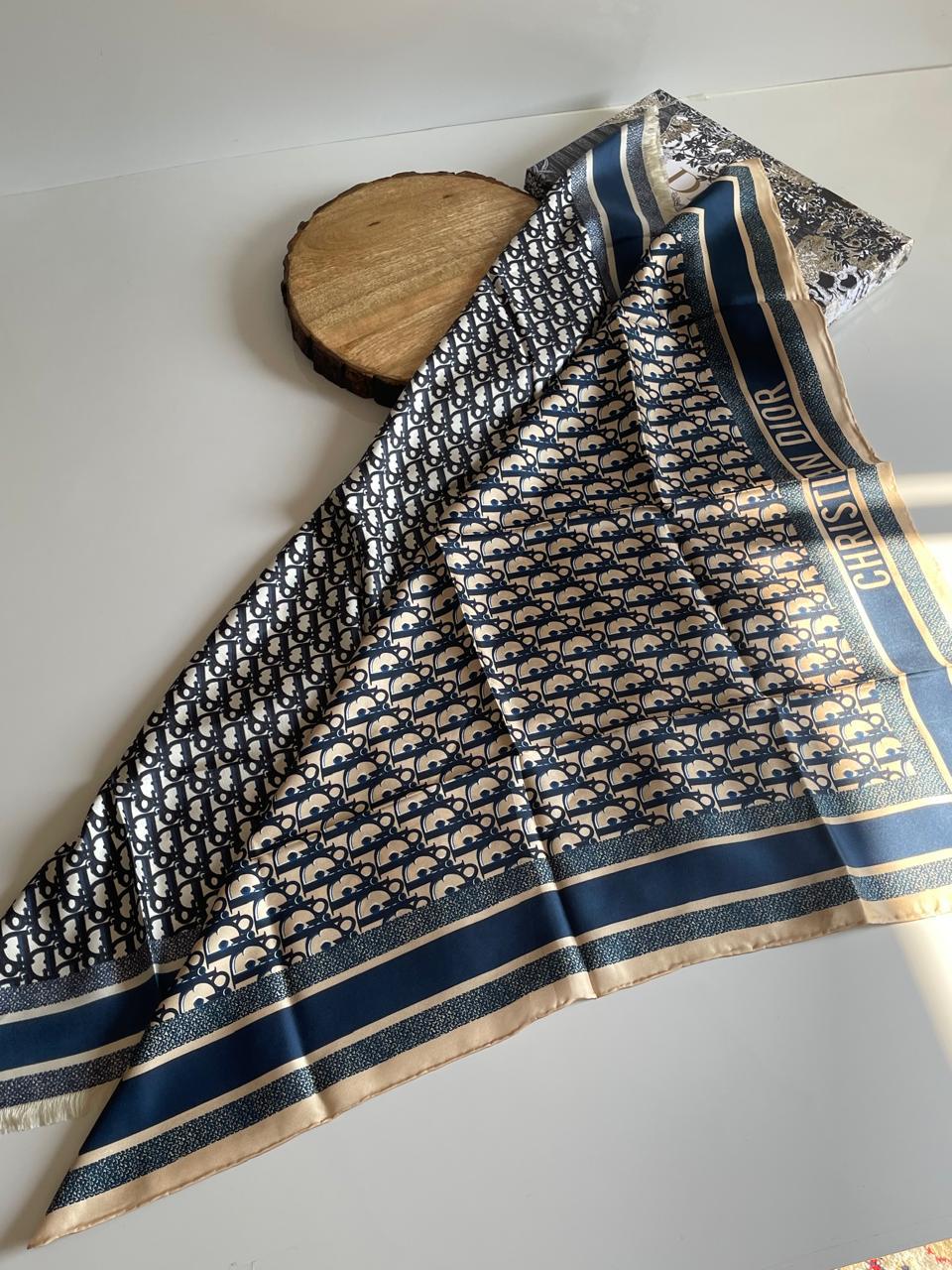 Ladies scarf Lilly Onlines