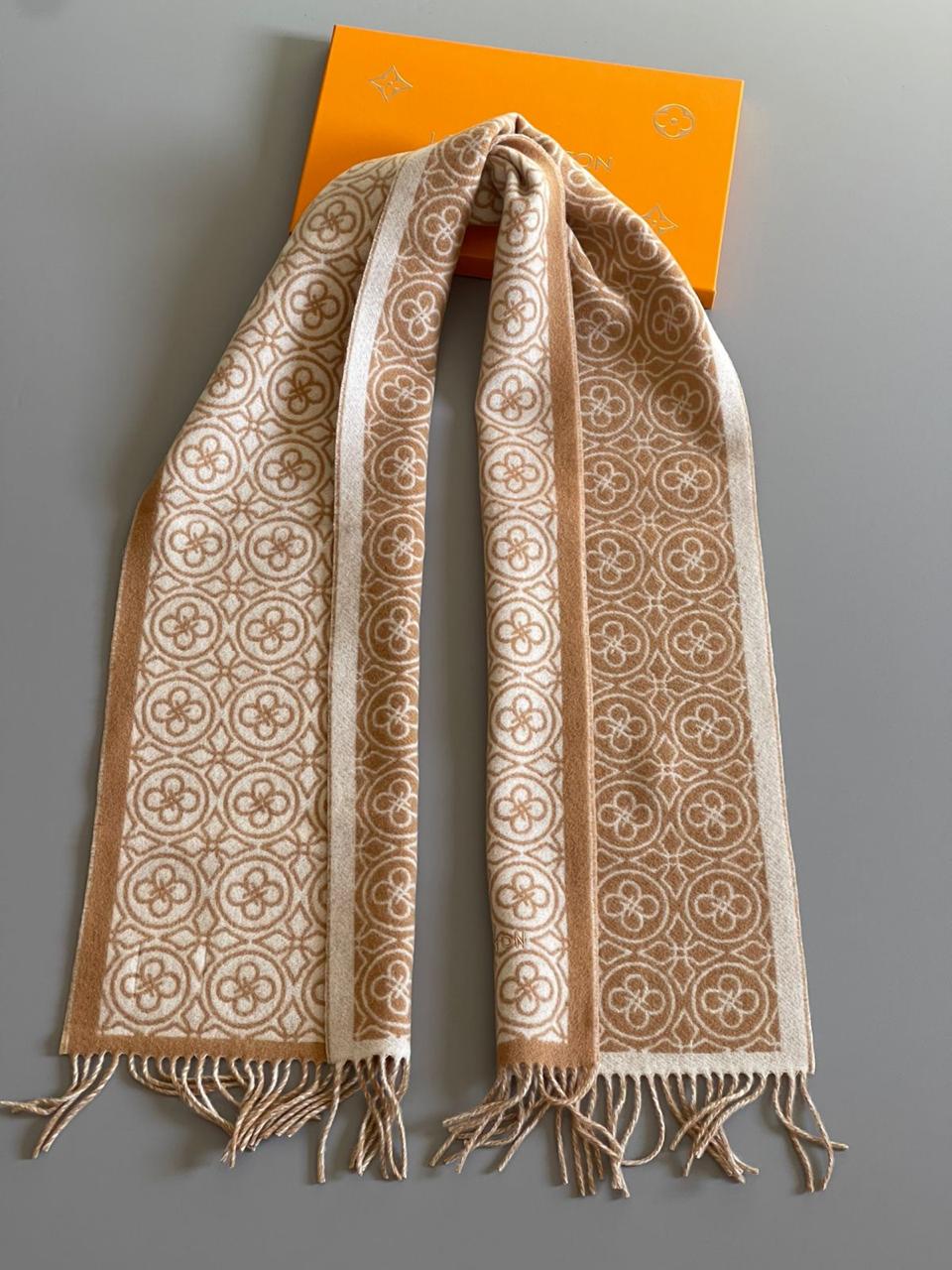 Ladies scarf Lilly Onlines