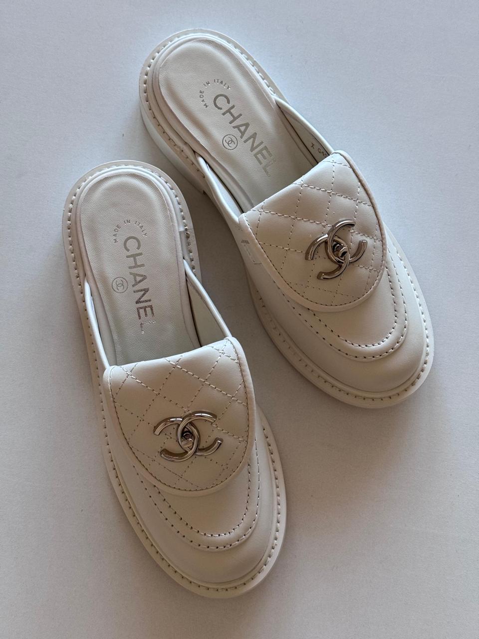 Ladies flats Lilly Onlines