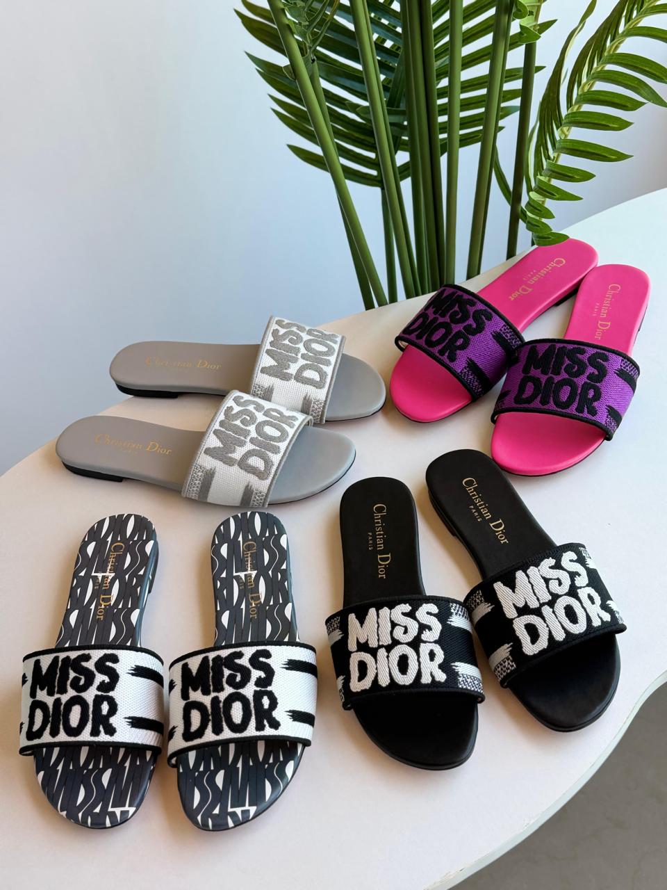 Ladies flats Lilly Onlines