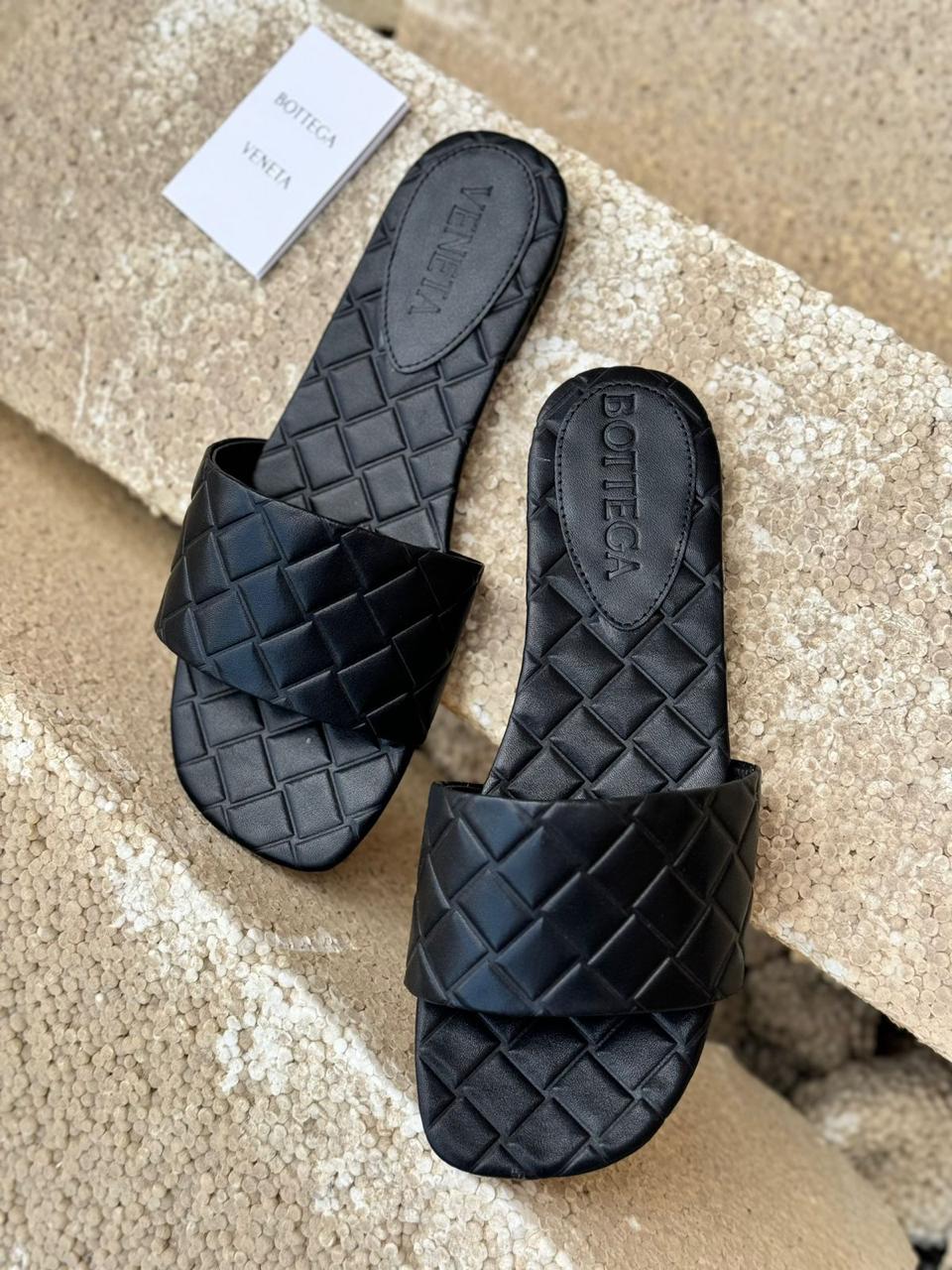 Ladies flats Lilly Onlines
