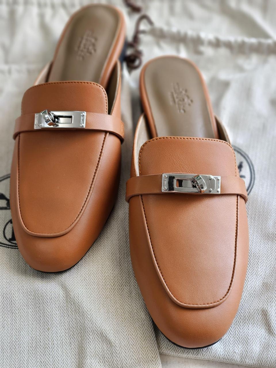 Ladies flats Lilly Onlines