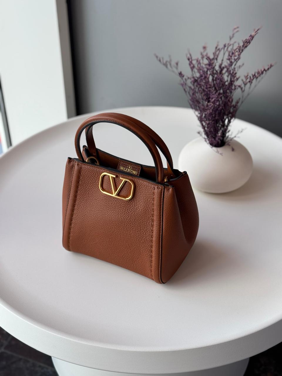 Ladies Valentino bags Lilly Onlines