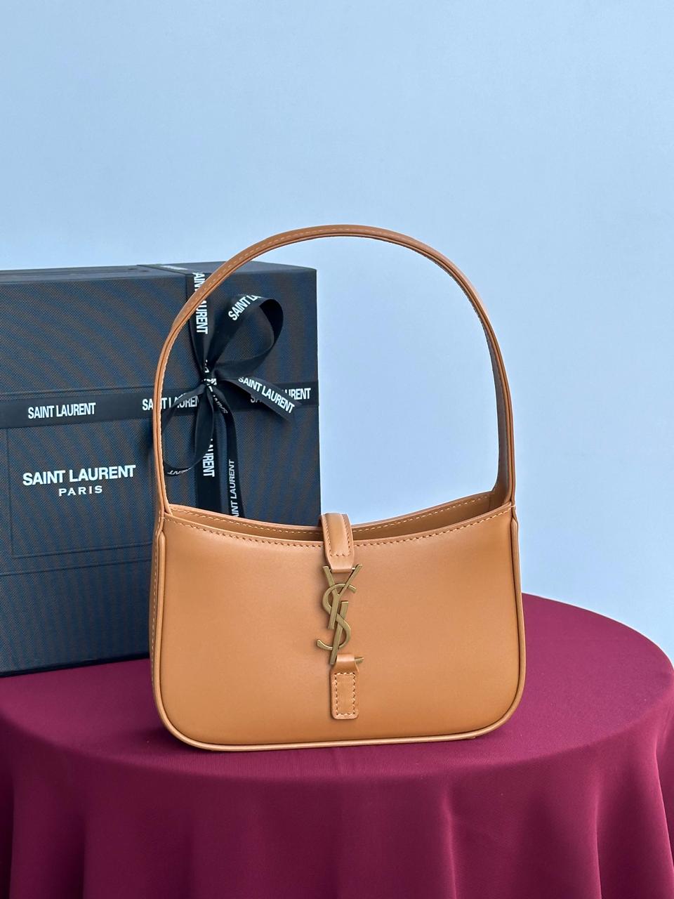 Ladies Ysl bags Lilly Onlines
