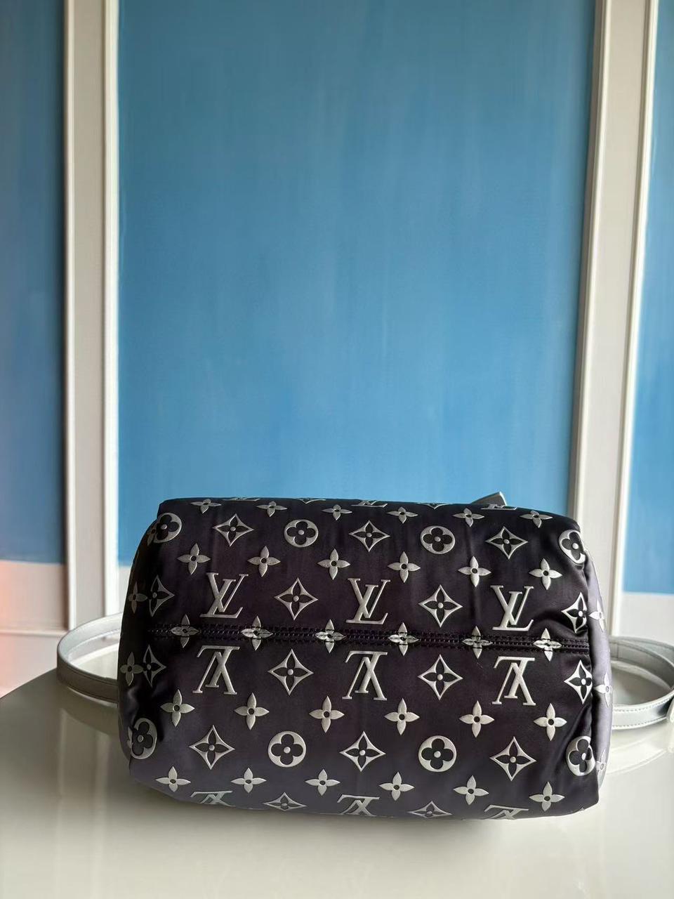 Ladies Lv bags Lilly Onlines
