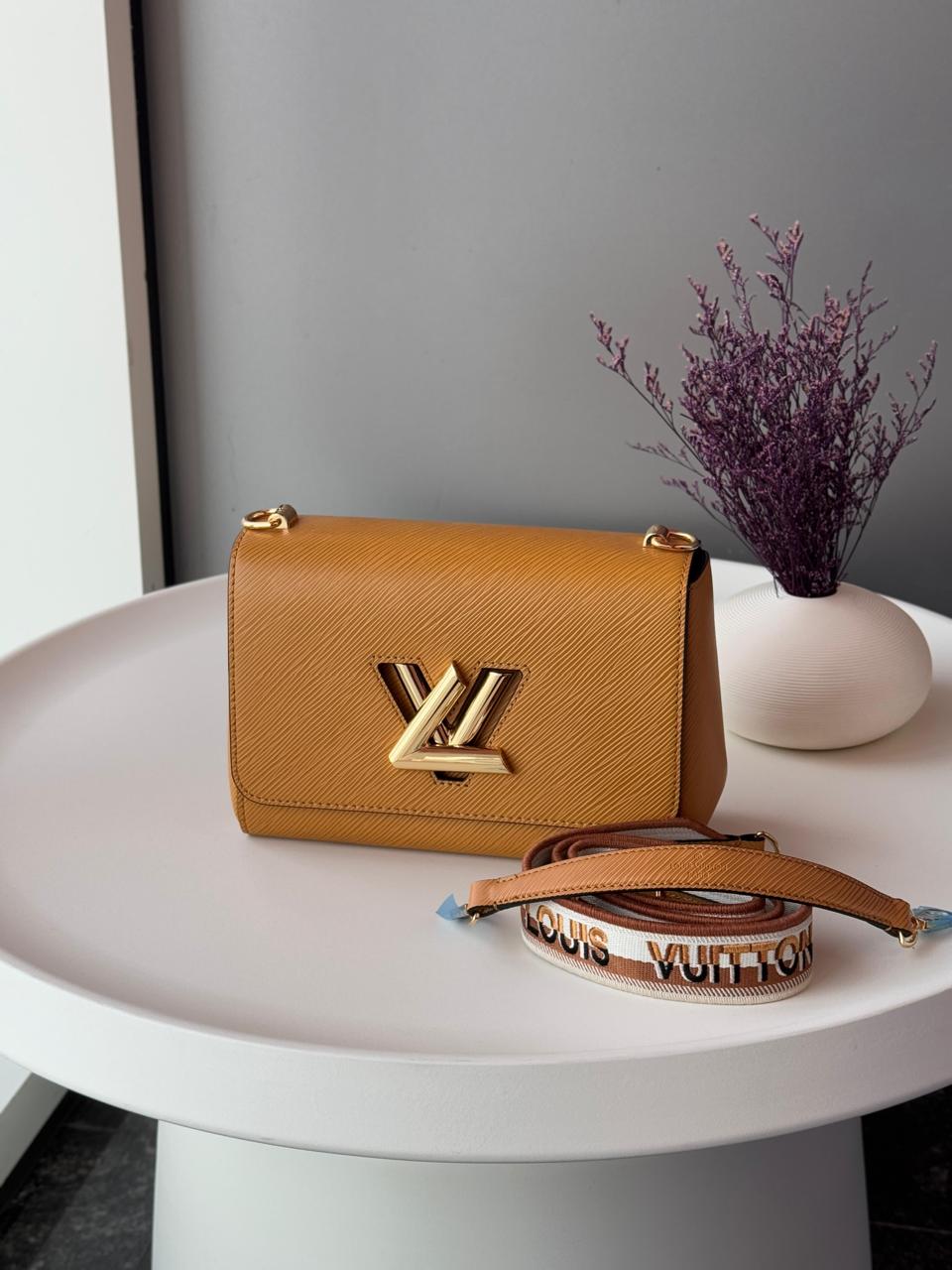 Ladies Lv bags Lilly Onlines
