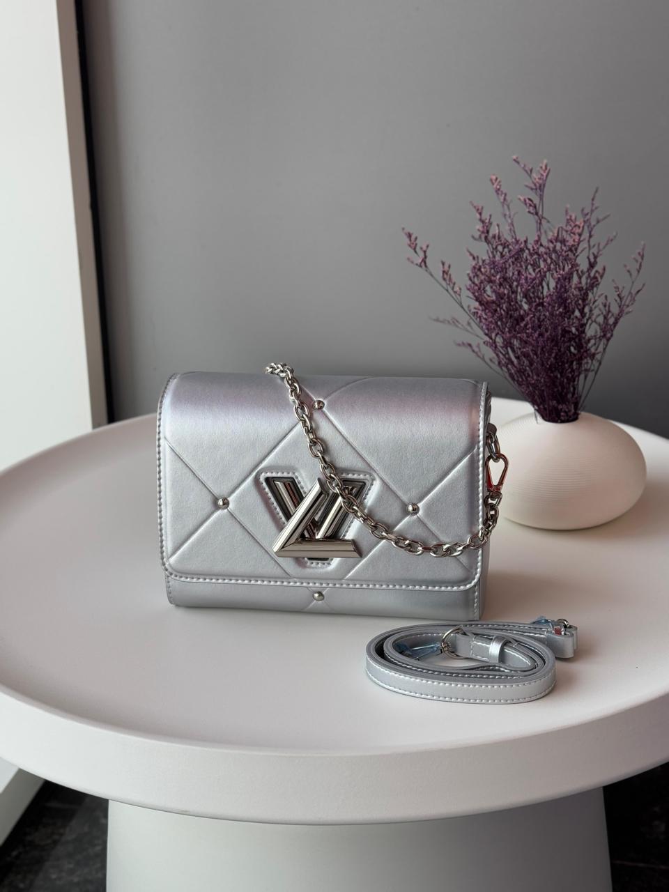 Ladies Lv bags Lilly Onlines