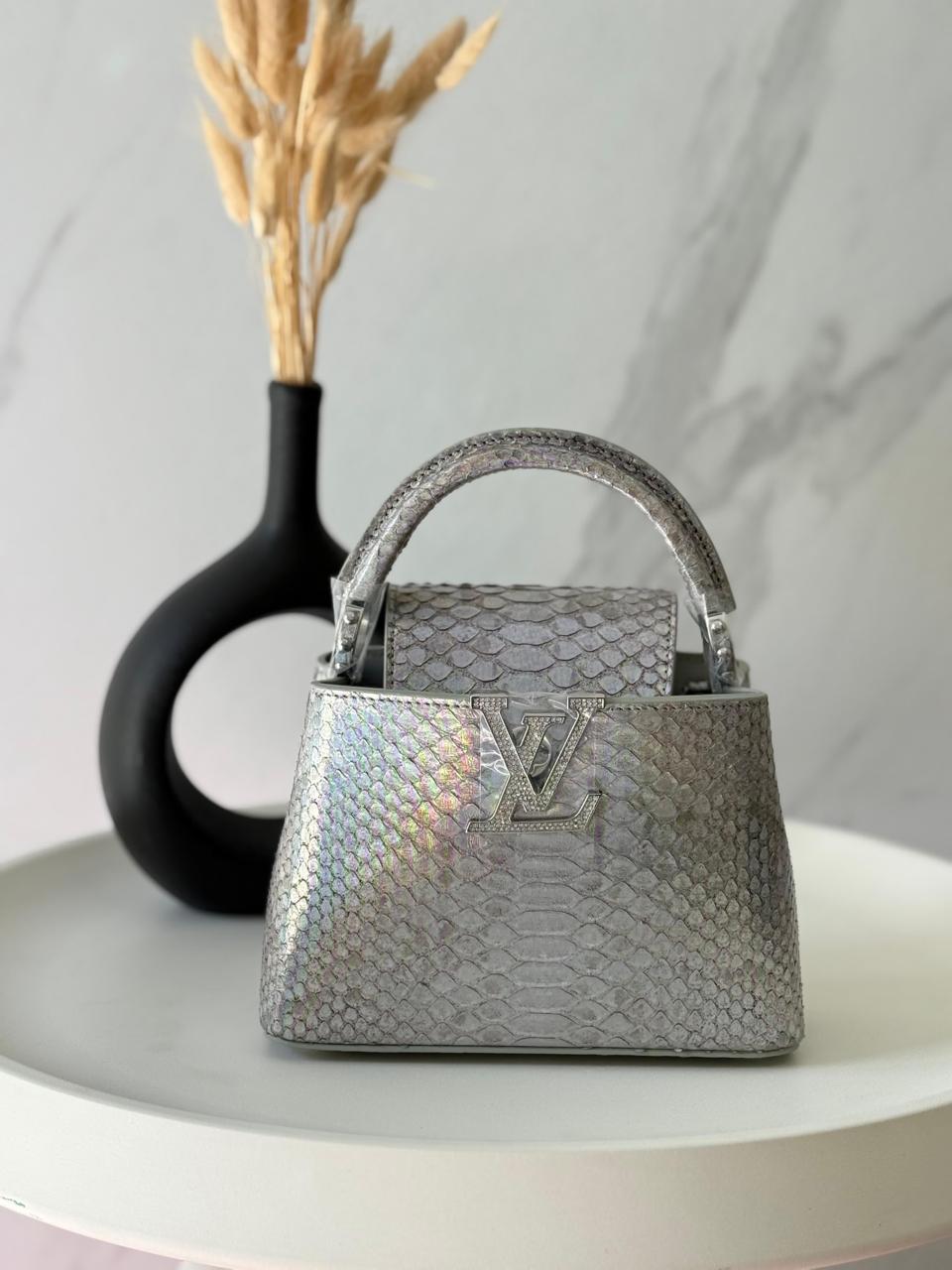 Ladies Lv bags Lilly Onlines