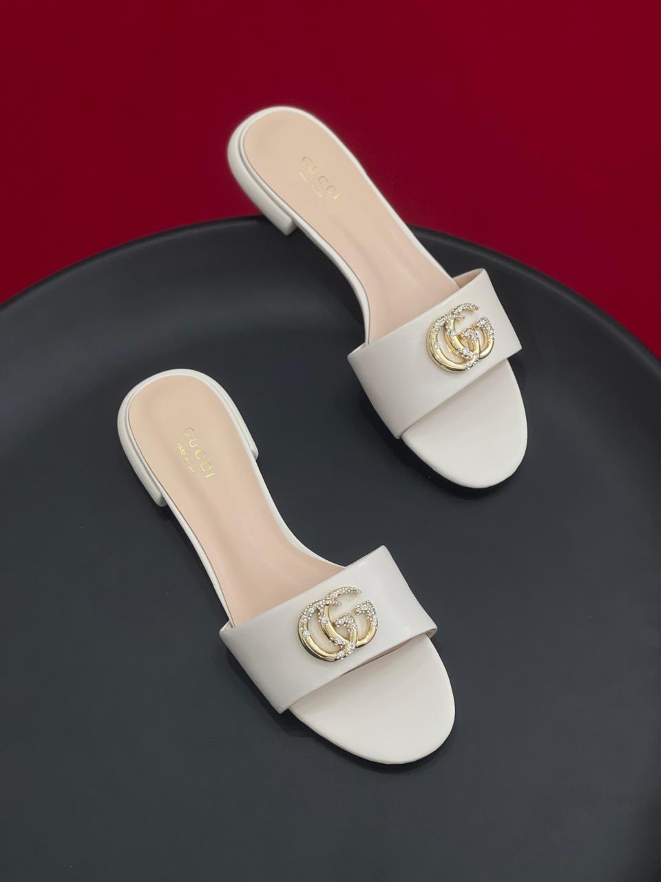 Ladies flats Lilly Onlines