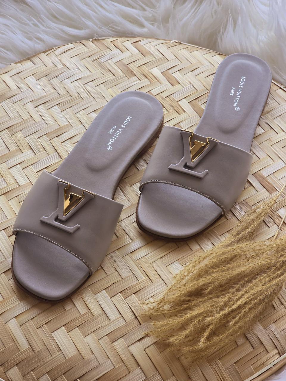 Ladies flats Lilly Onlines
