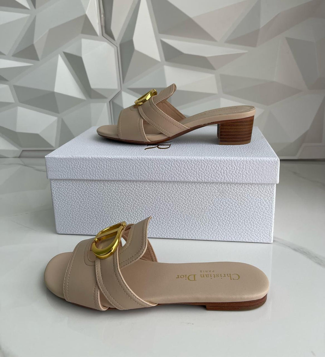 Ladies flats Lilly Onlines