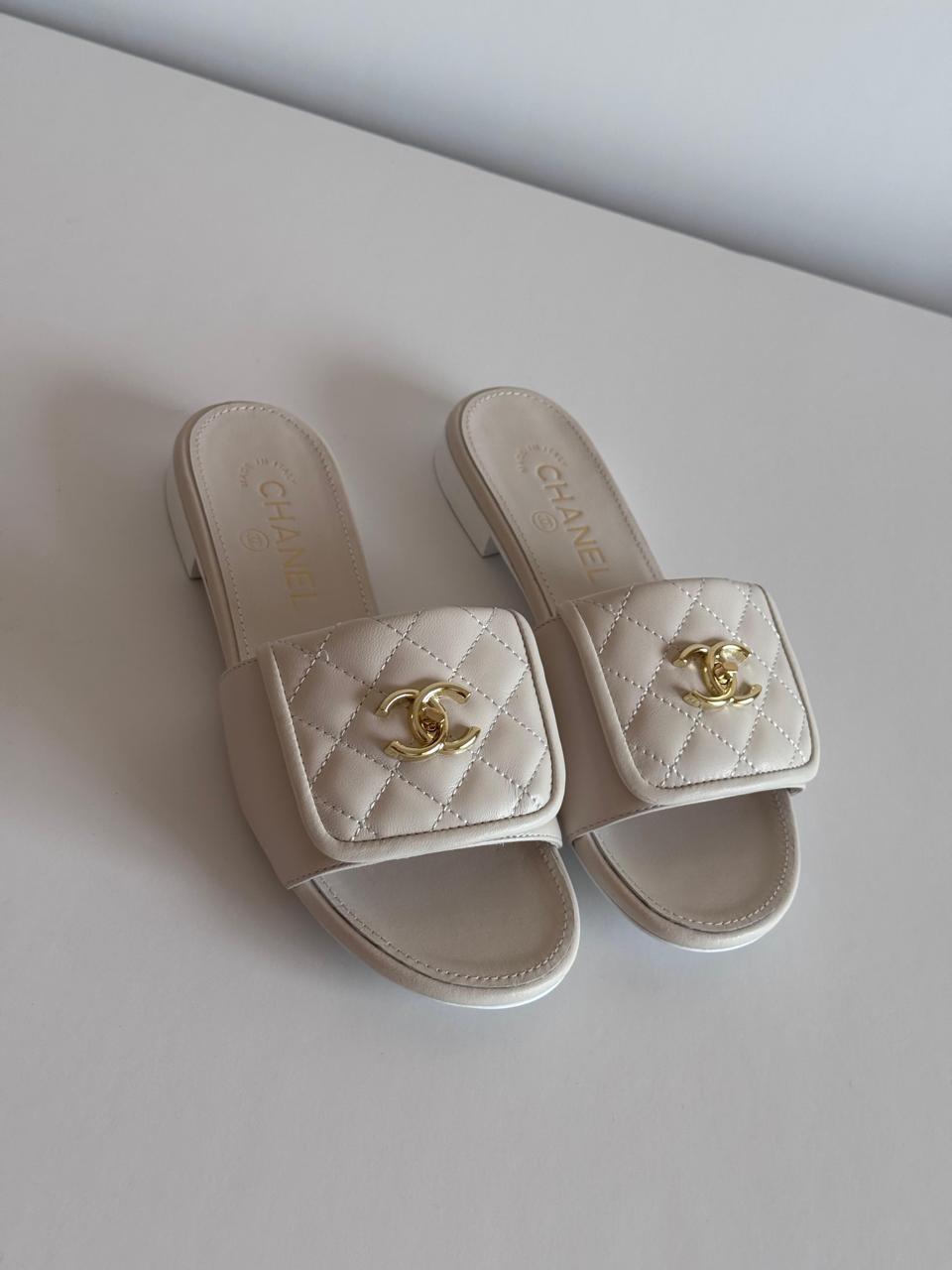Ladies flats Lilly Onlines