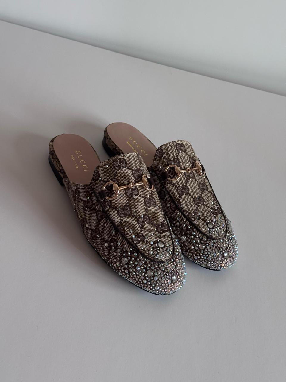 Ladies flats Lilly Onlines