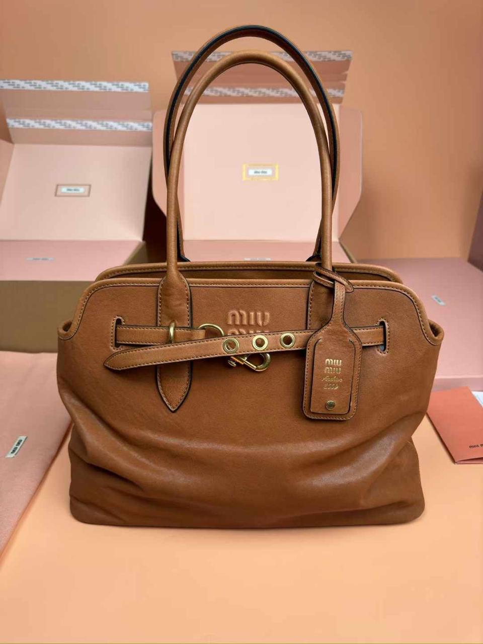 Ladies Miu Miu bags Lilly Onlines