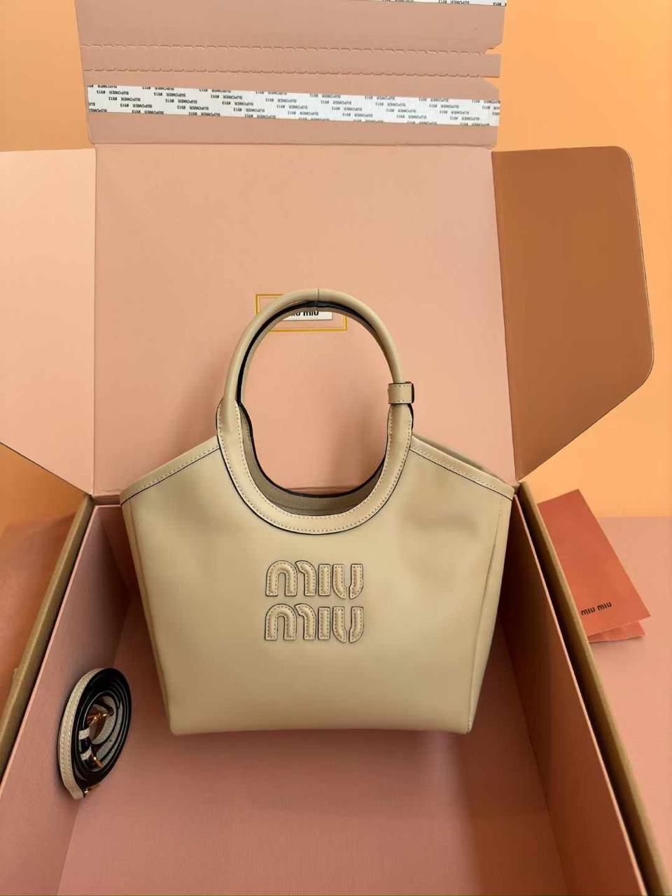 Ladies Miu Miu bags Lilly Onlines