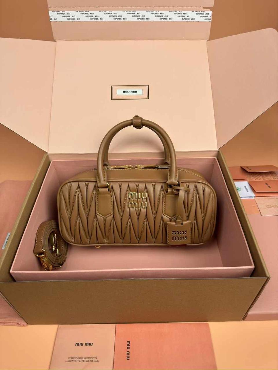 Ladies Miu Miu bags Lilly Onlines