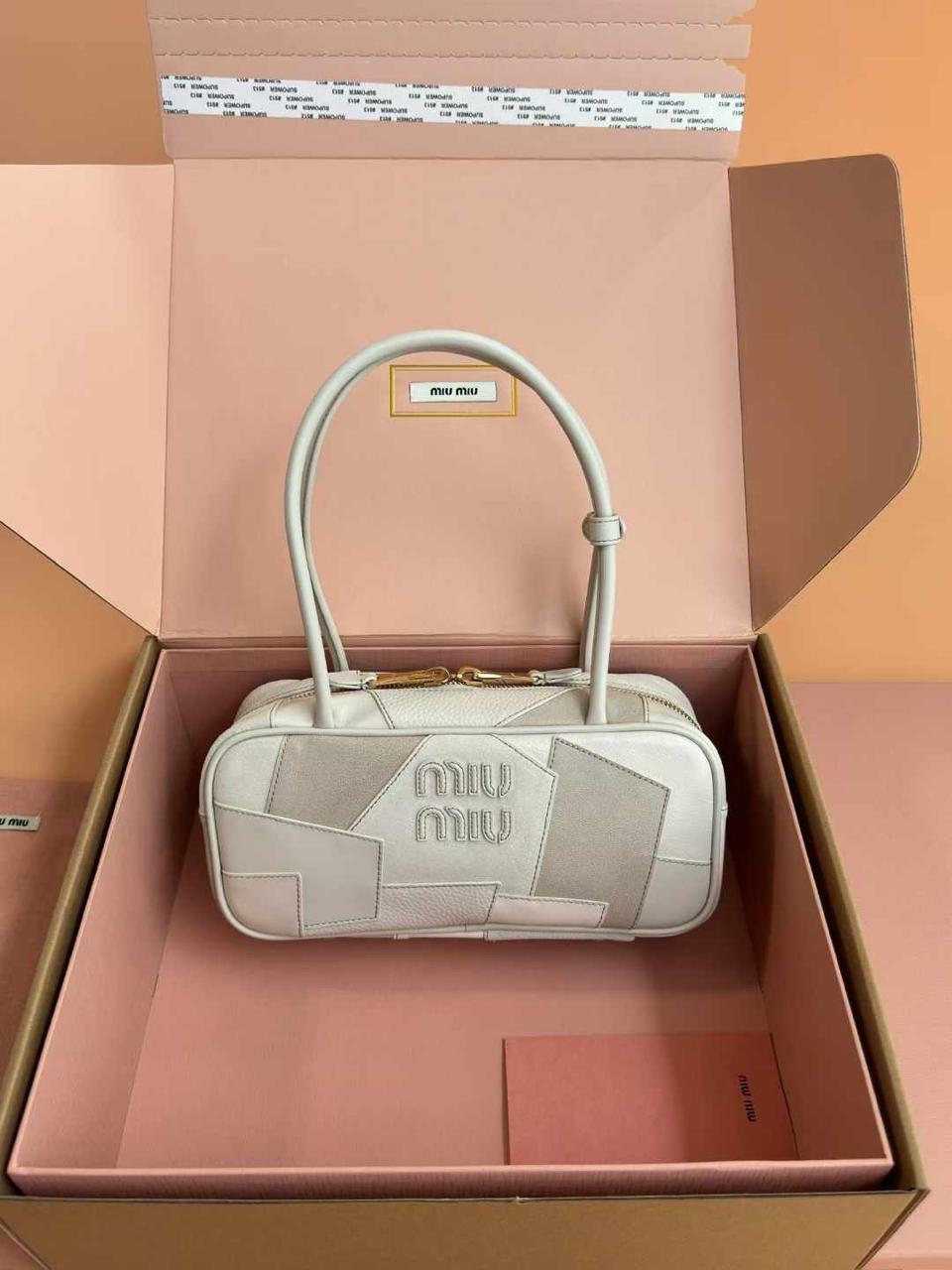 Ladies Miu Miu bags Lilly Onlines