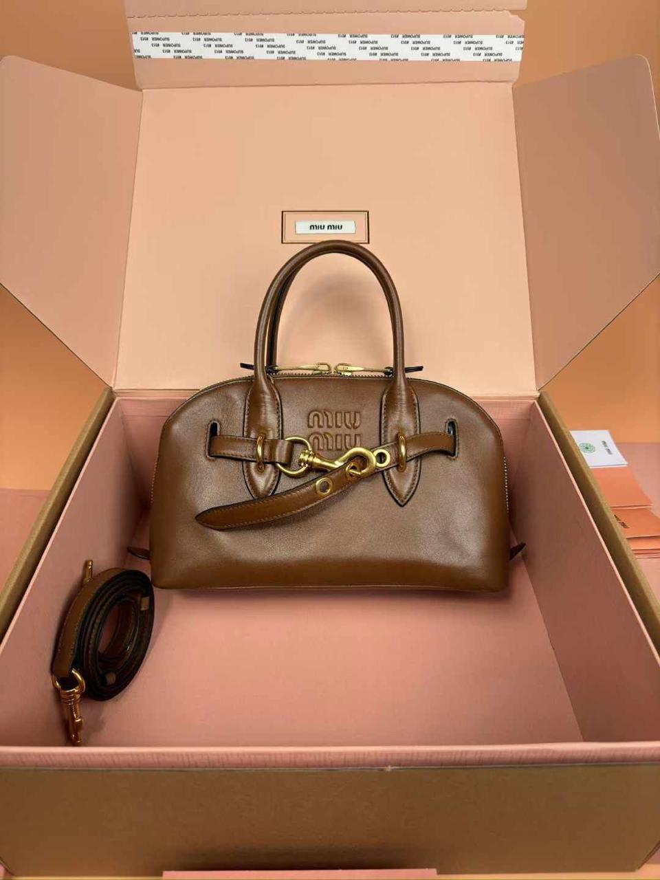 Ladies Miu Miu bags Lilly Onlines