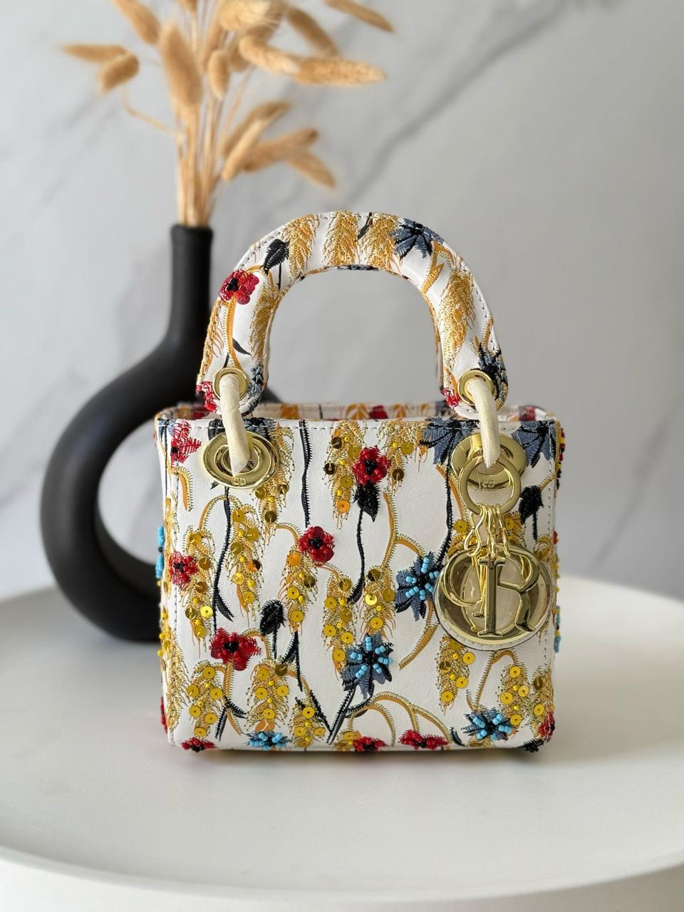 Ladies Dior bags Lilly Onlines