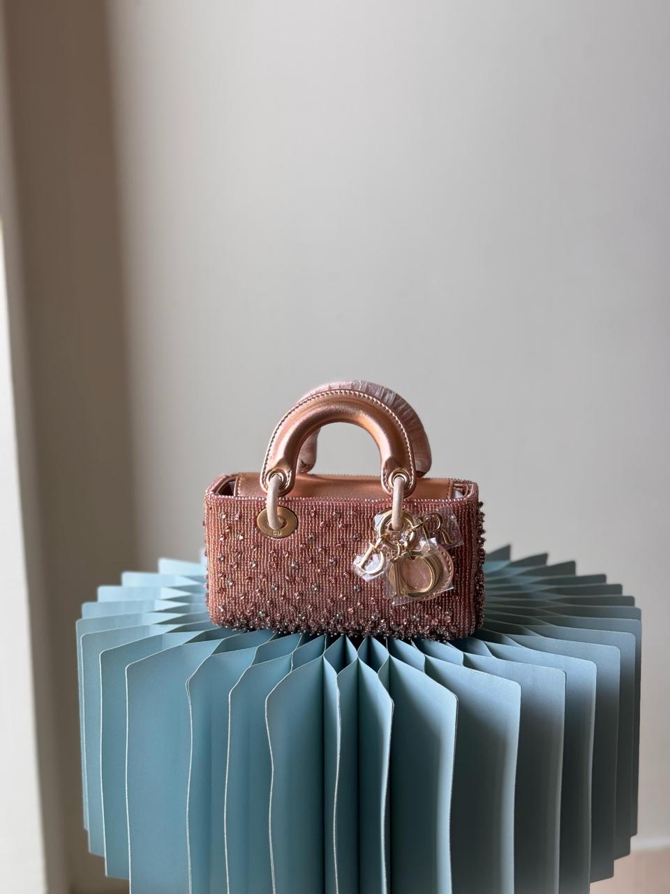 Ladies Dior bags Lilly Onlines