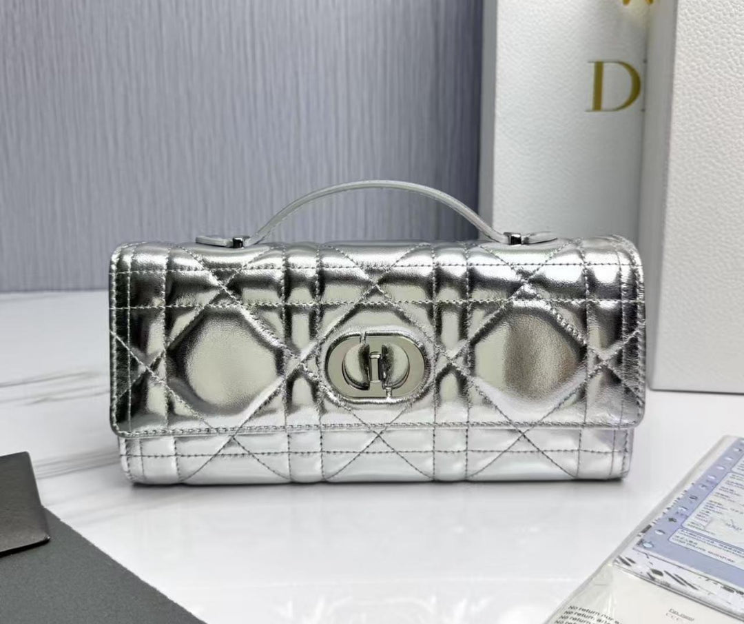 Ladies Dior bags Lilly Onlines