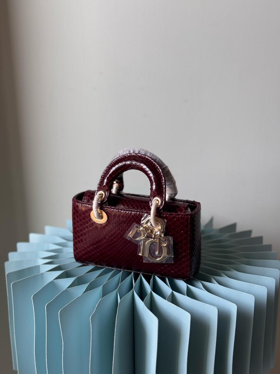 Ladies Dior bags Lilly Onlines