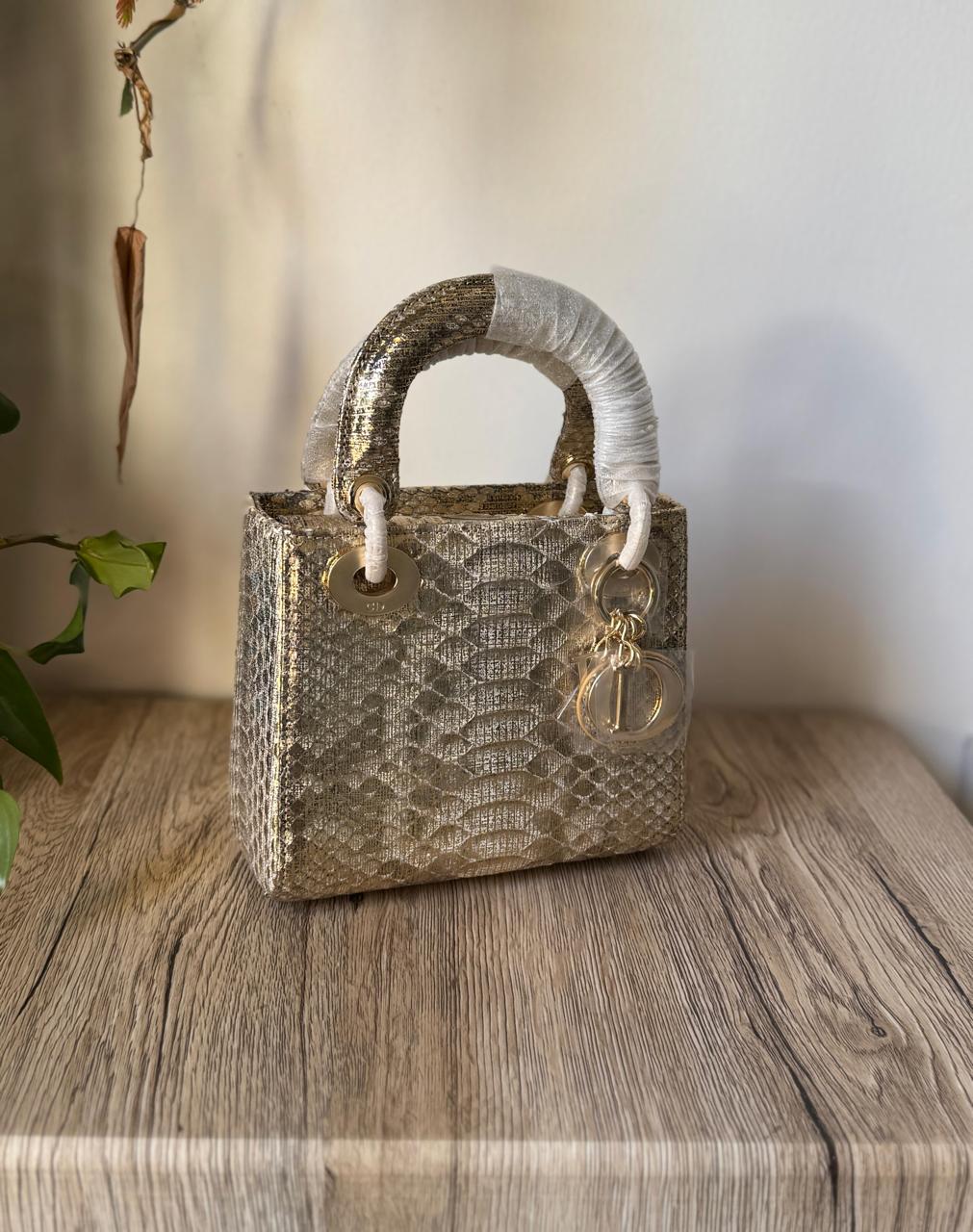 Ladies Dior bags Lilly Onlines