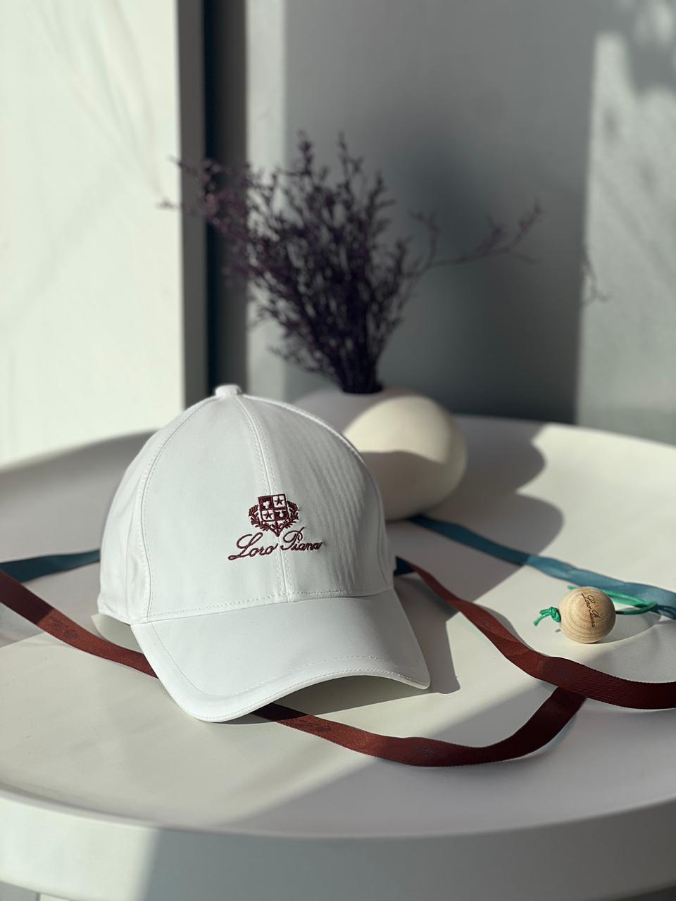 Men caps Lilly Onlines