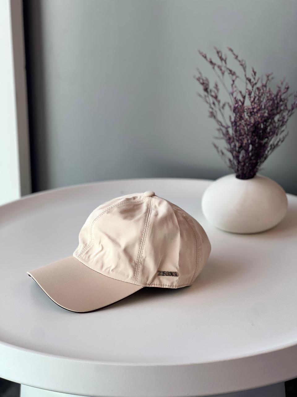 Men caps Lilly Onlines