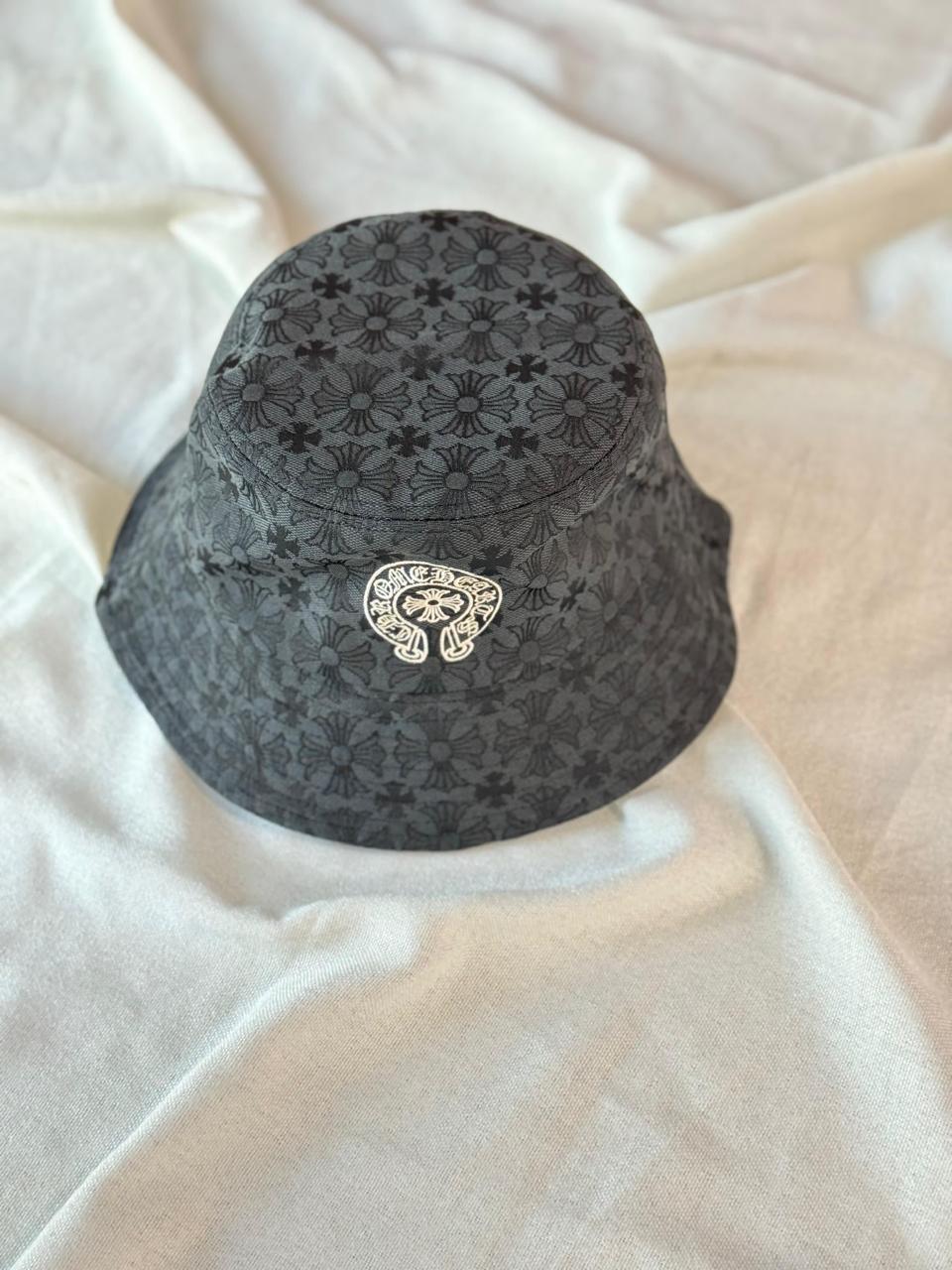 Men caps Lilly Onlines