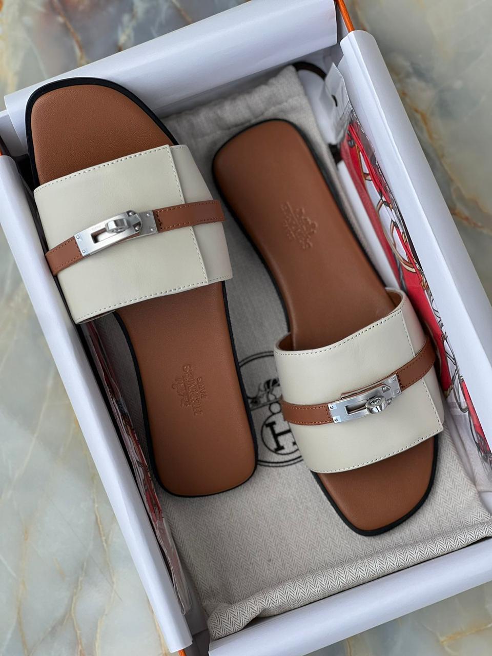 Ladies Hermes flats Lilly Onlines
