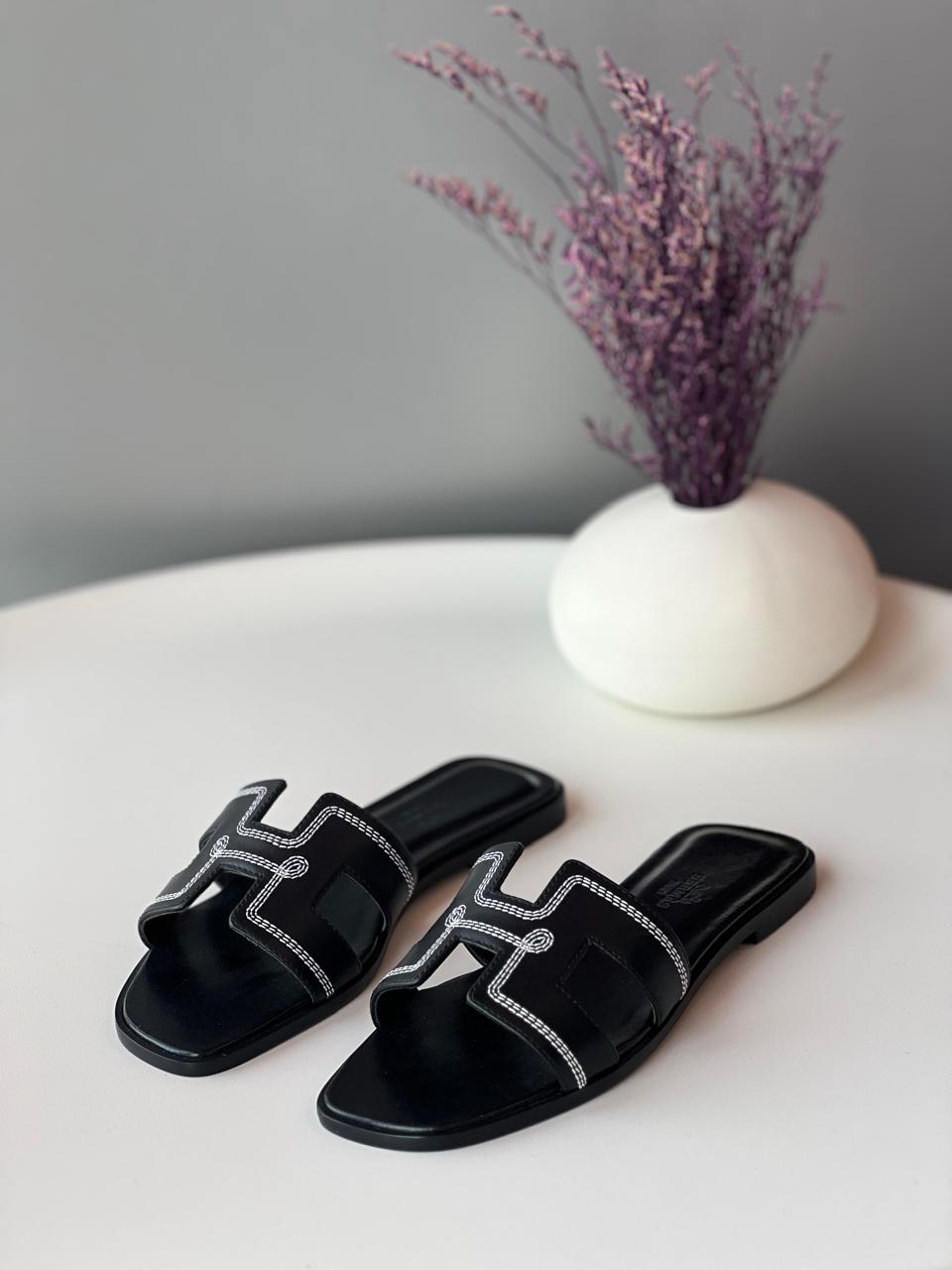 Ladies Hermes flats Lilly Onlines