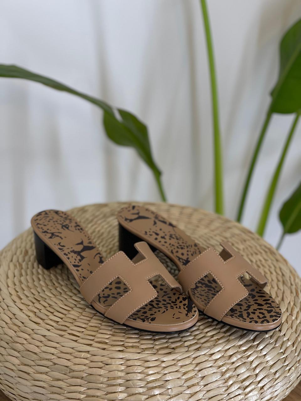 Ladies Hermes flats Lilly Onlines