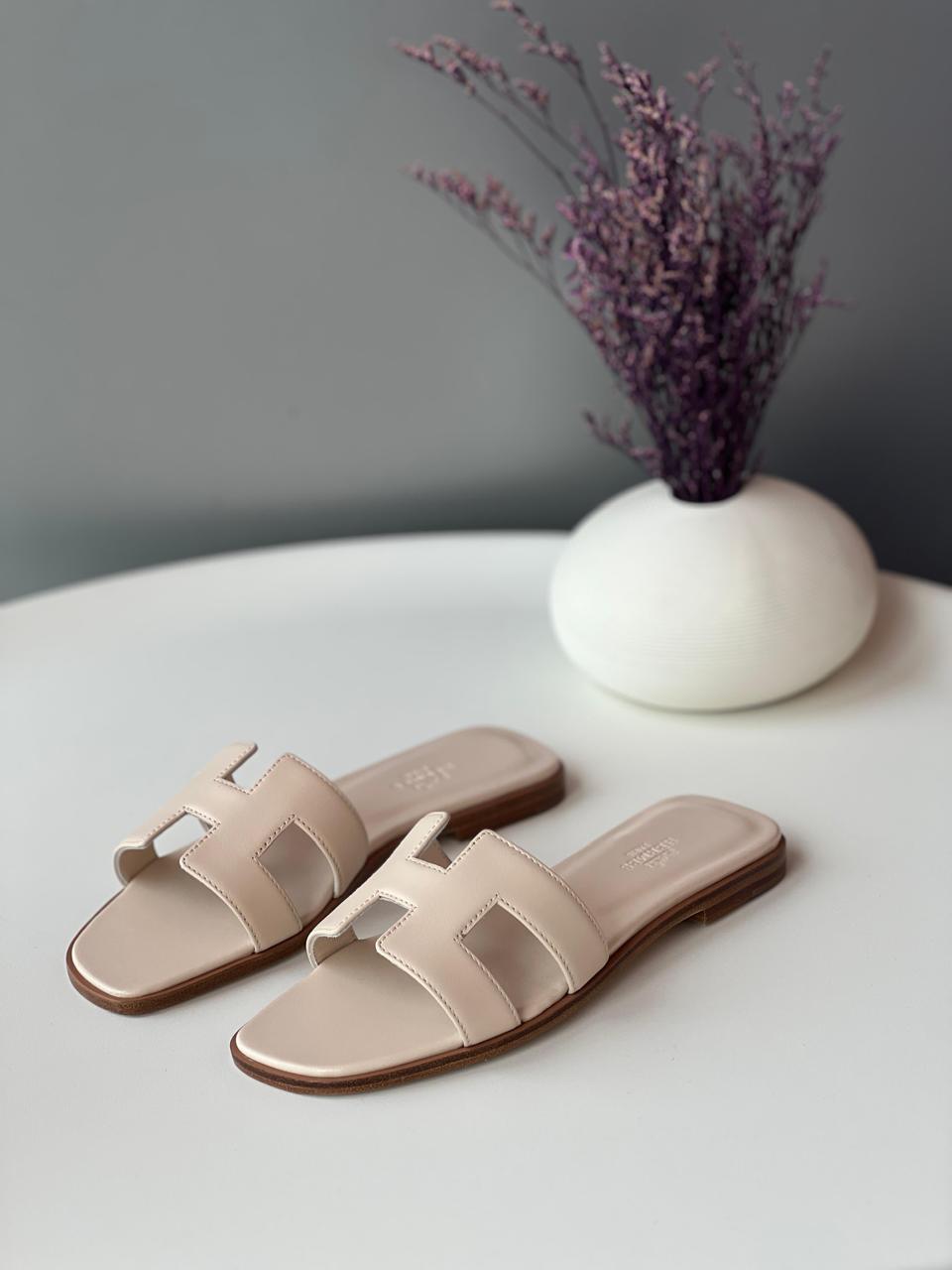 Ladies Hermes flats Lilly Onlines