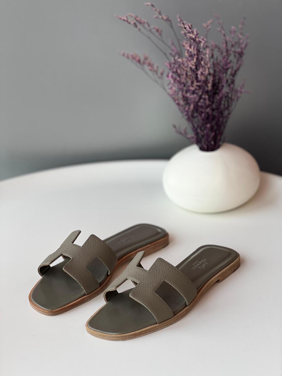 Ladies Hermes flats Lilly Onlines