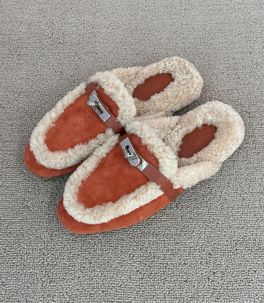 Ladies Hermes flats Lilly Onlines