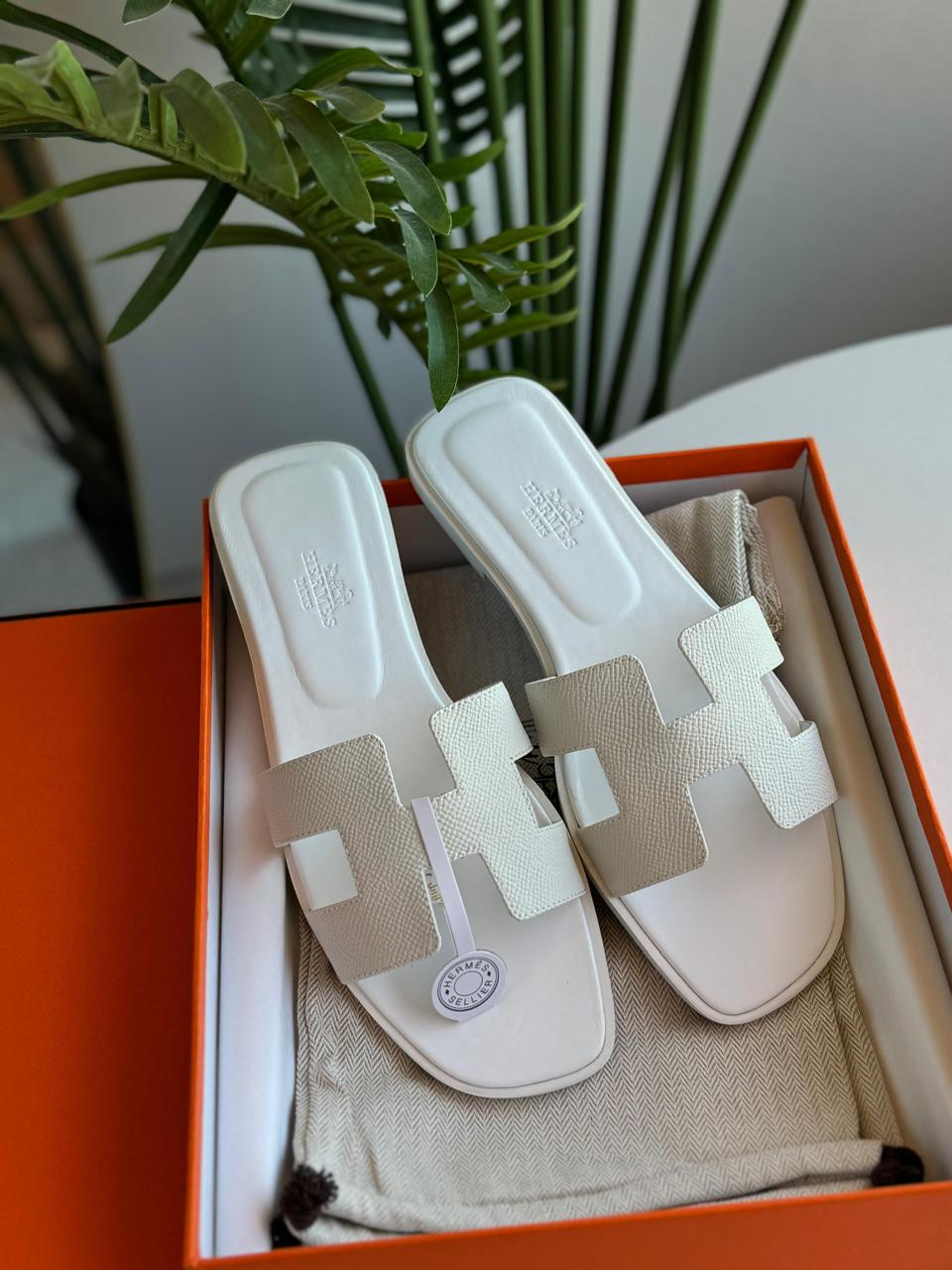 Ladies Hermes flats Lilly Onlines