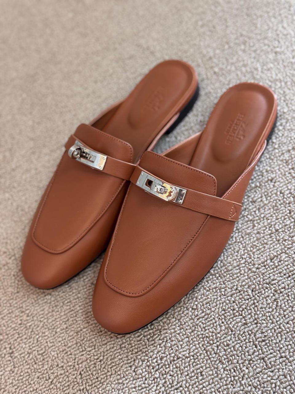 Ladies Hermes flats Lilly Onlines