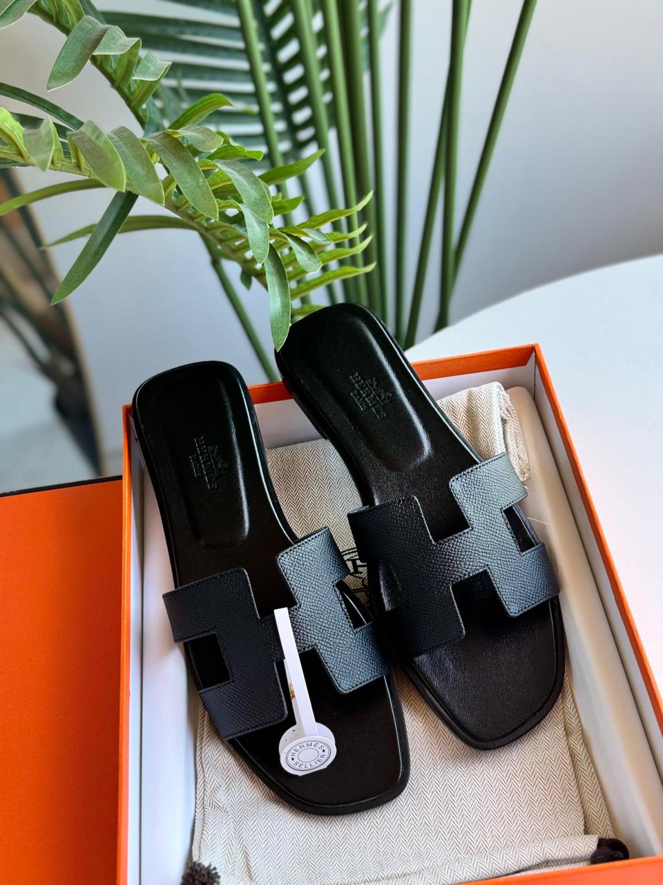Ladies Hermes flats Lilly Onlines