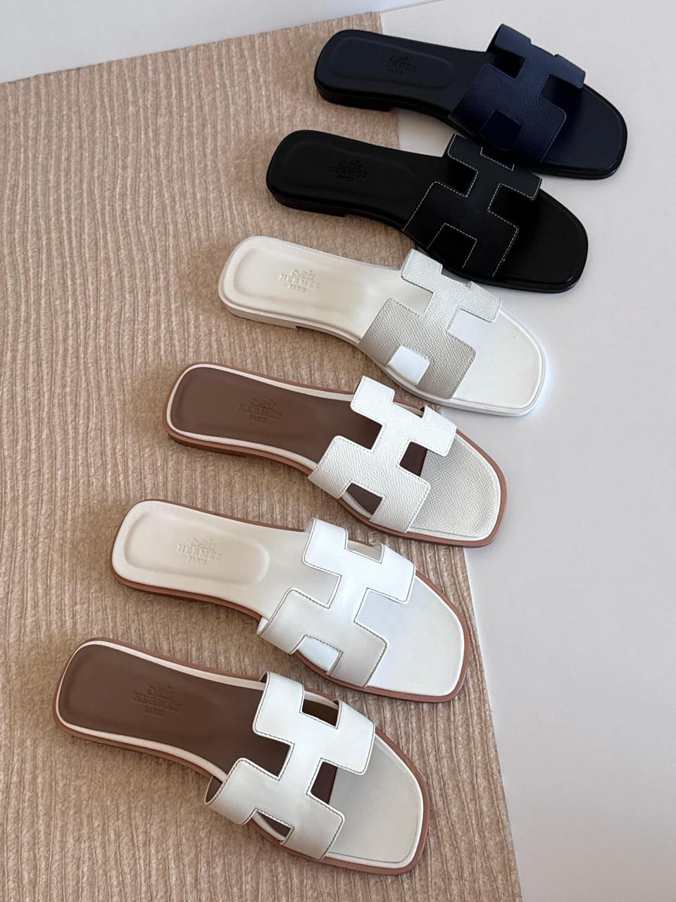 Ladies Hermes flats Lilly Onlines