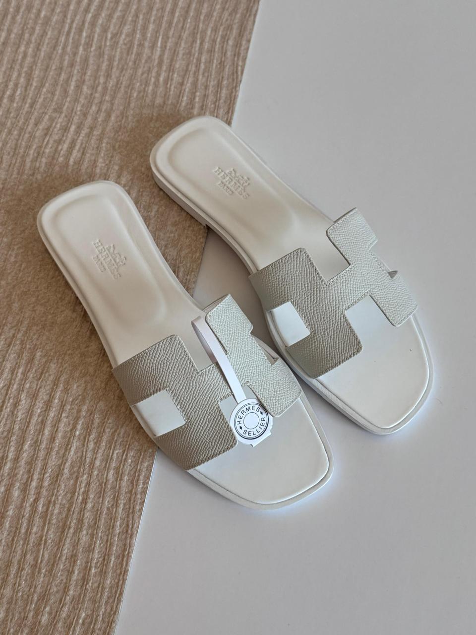 Ladies Hermes flats Lilly Onlines