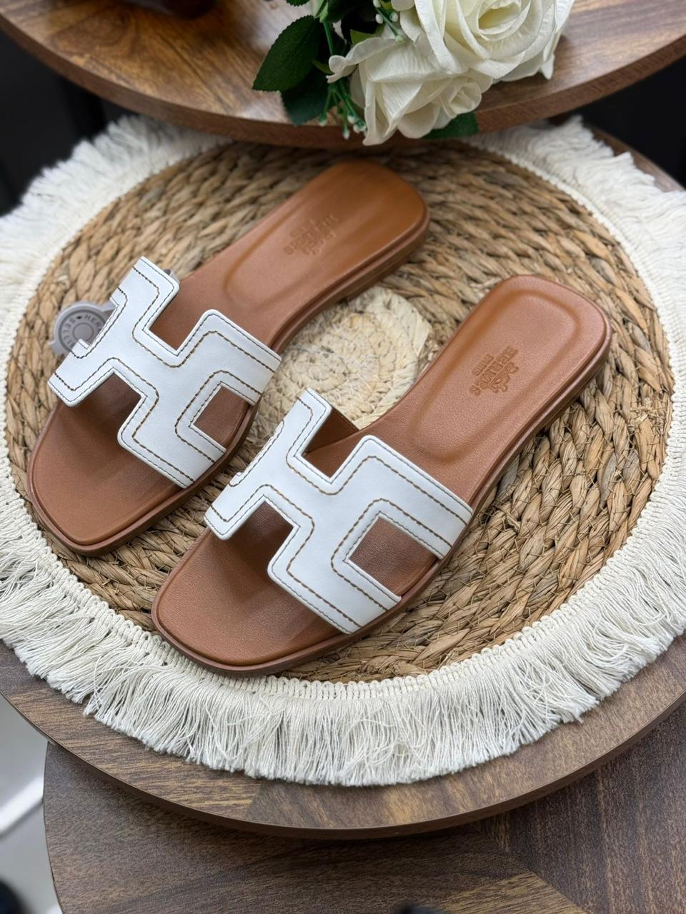 Ladies Hermes flats Lilly Onlines