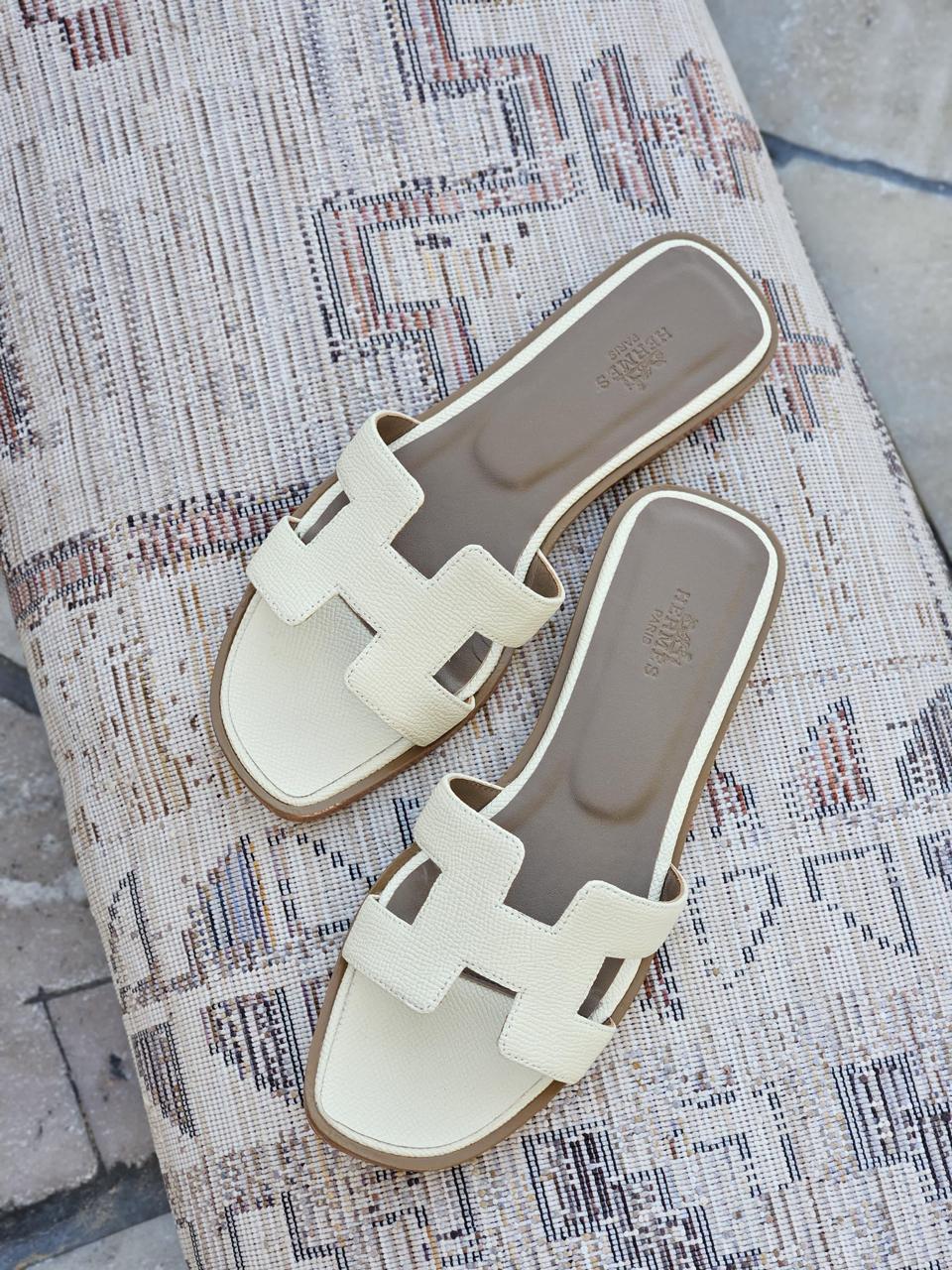 Ladies Hermes flats Lilly Onlines