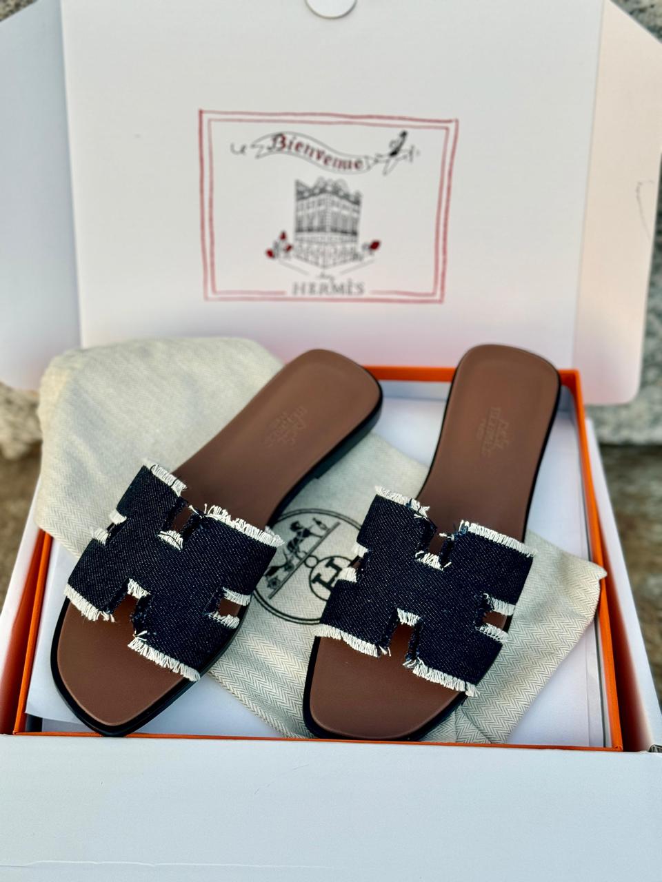 Ladies Hermes flats Lilly Onlines