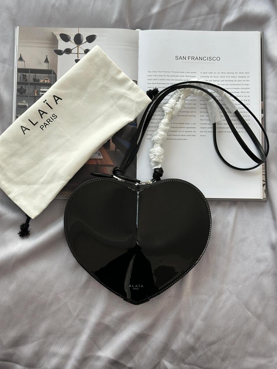 Ladies Alaia bags Lilly Onlines