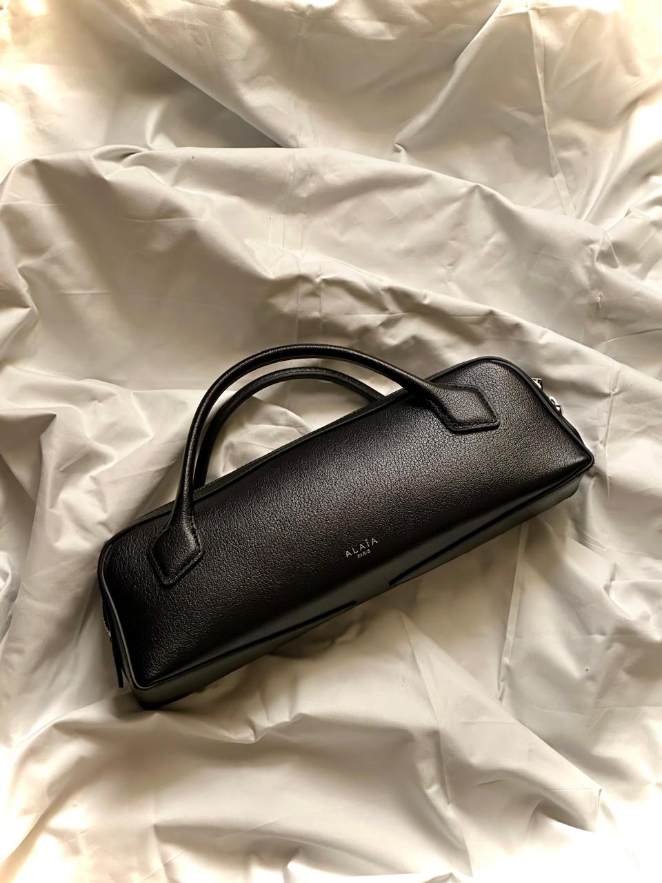 Ladies Alaia bags Lilly Onlines
