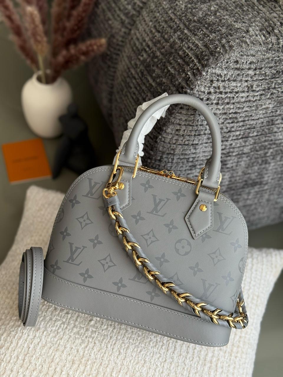 Ladies Lv bags Lilly Onlines