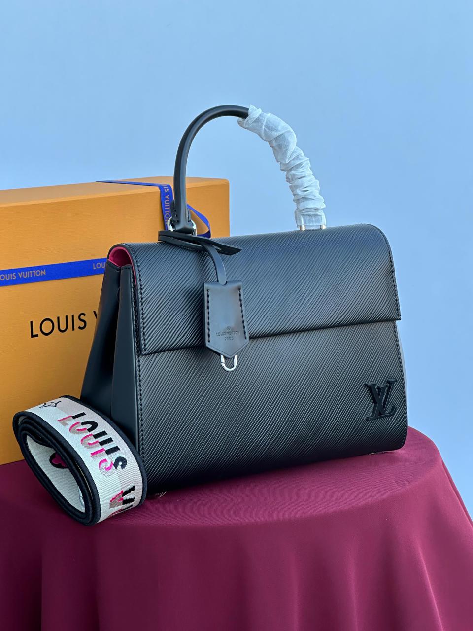 Ladies Lv bags Lilly Onlines