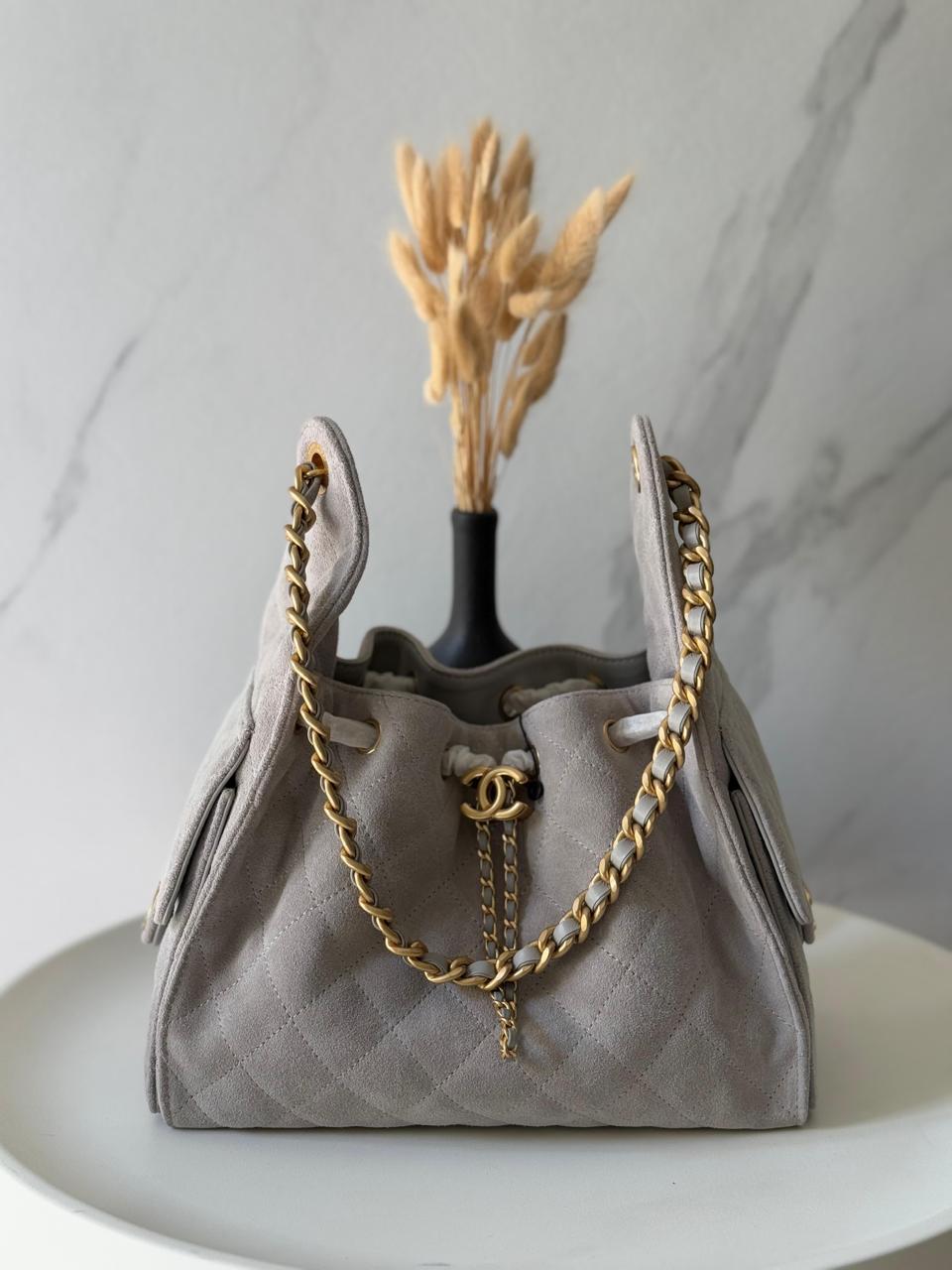 Ladies Chanel bags Lilly Onlines